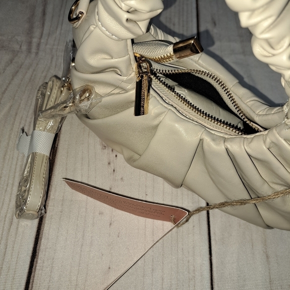 Expressions NYC Crossbody Convertible Handbag - Picture 5 of 8